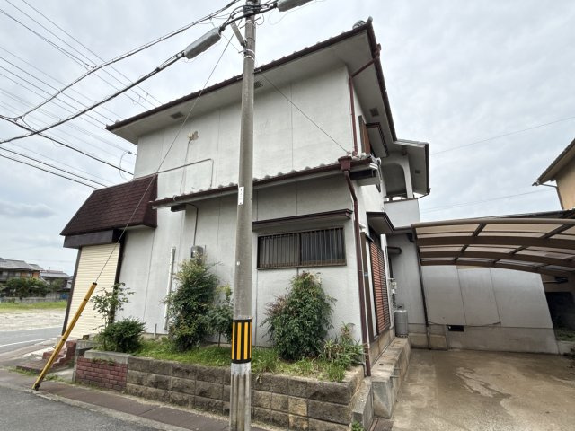 勝原区丁店舗付き戸建ての外観