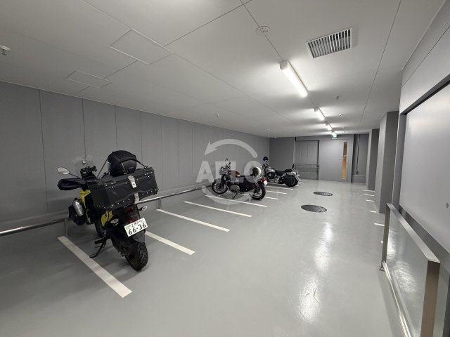 ジオタワー大阪十三　十三小学校の設備|バイク置き場