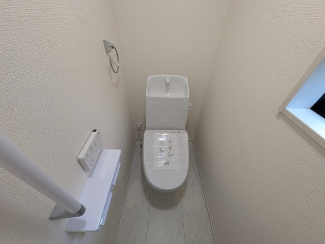 高砂市曽根町戸建のトイレ