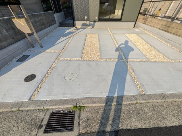高砂市曽根町戸建の駐車場