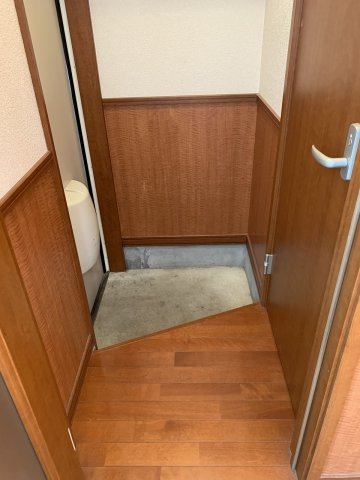 リレイション2の玄関