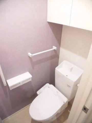 プランドール　スギＡのトイレ|落ち着いた色調のトイレです