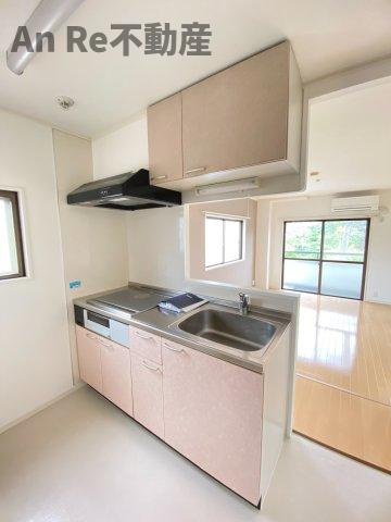 川口市戸塚東３丁目の賃貸マンションのキッチン