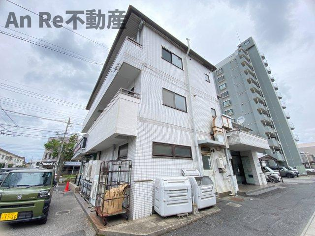 川口市戸塚東３丁目の賃貸マンションの外観