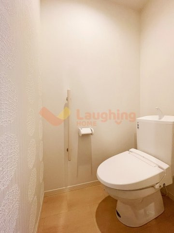 グレースランド日吉のトイレ|ゆったりとした空間のトイレです※別号室の写真になります(現状優先)