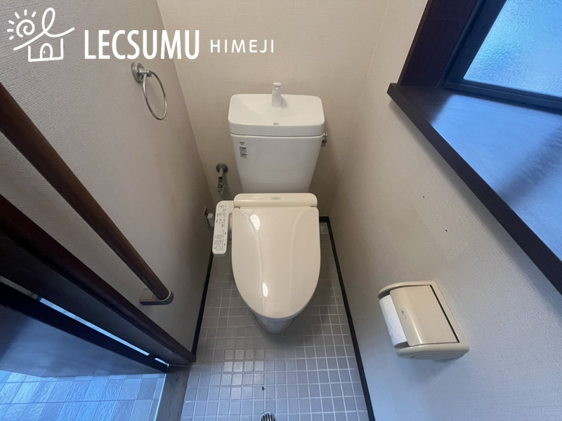 姫路市町坪/中古戸建のトイレ