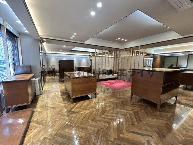 土志田ビルのロビー