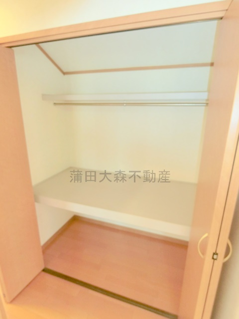 醍醐ハイツの収納|3階廊下収納　クローゼット