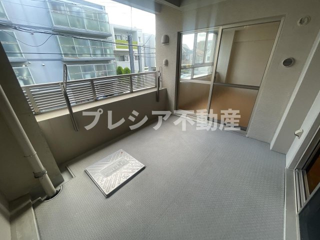 デセンテ甲子園口のバルコニー