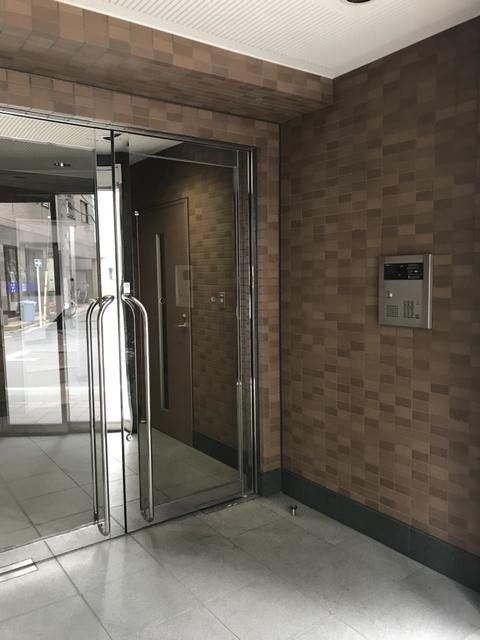 Kahale日暮里のエントランス
