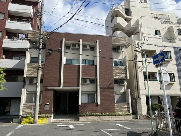リバティー則武の外観