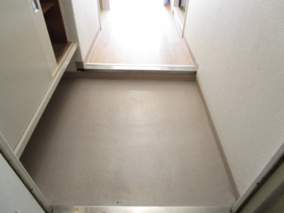 【玄関】 | ブルンネン中野