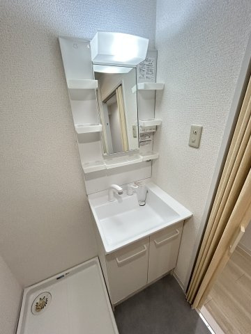 難波リーガルハウスの洗面所