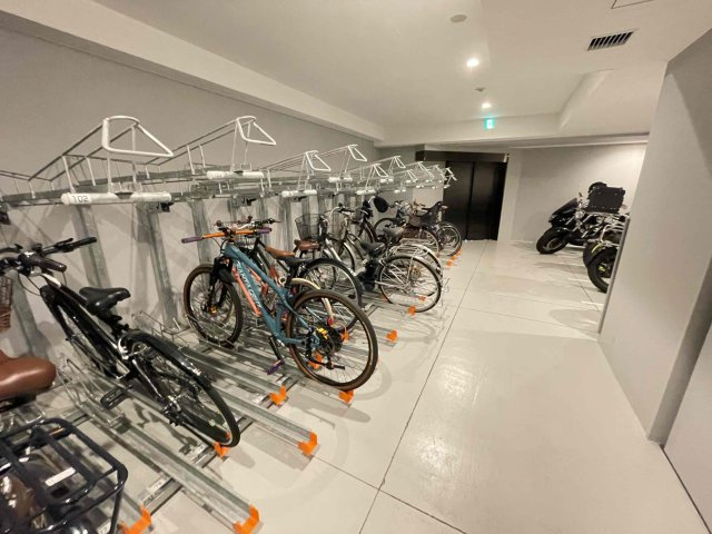 ピアース渋谷WESTの駐輪場