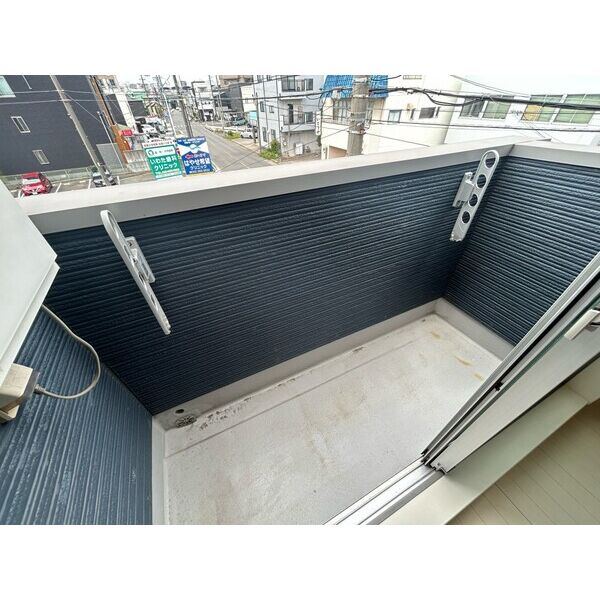 Lino holomua壱番館　名古屋市賃貸　仲介手数料無料のバルコニー