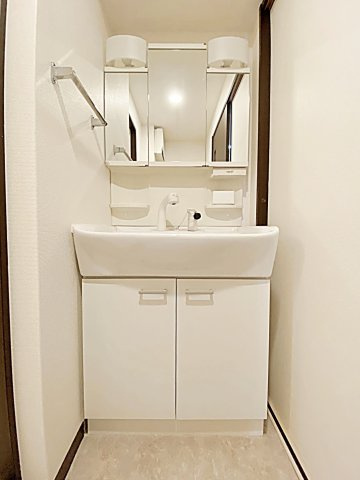 Ｃｈｅｒｒｙ　Ｓｕｉｔｅの独立洗面台