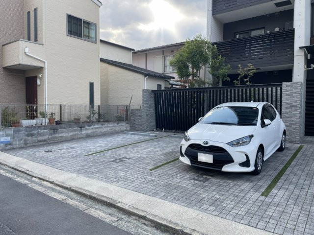 ヴァンドメール唐人　当仁小学校区の駐車場|ヴァンドメール唐人