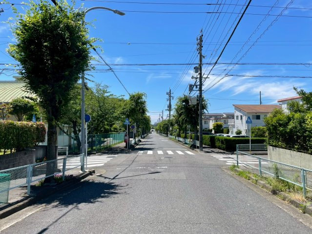 【前面道路含む現地写真】の画像
