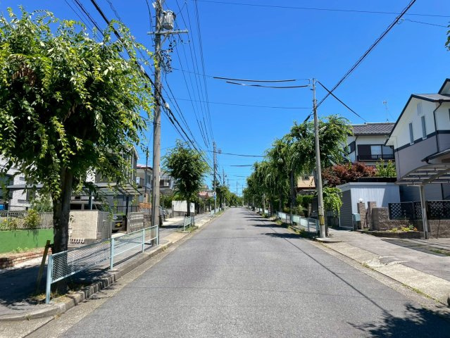 【前面道路含む現地写真】の画像