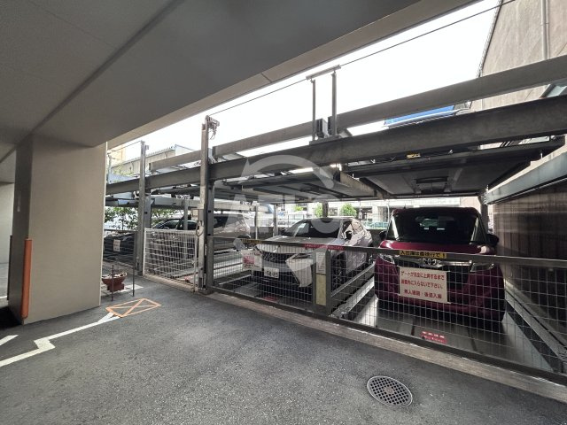 イー・バイ・ユー新大阪の駐車場|EbyU新大阪　駐車場
