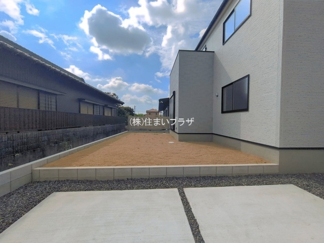 仲介手数料無料）江南市鹿子島町第四の庭|お庭が付いています