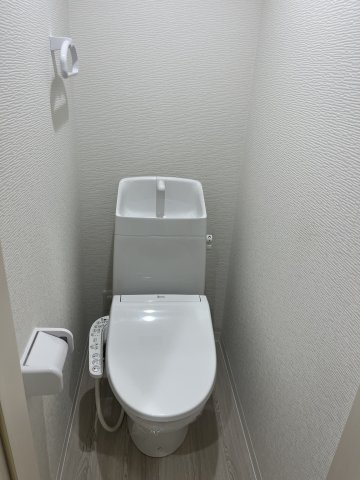 清瀬市松山２丁目のアパートのトイレ