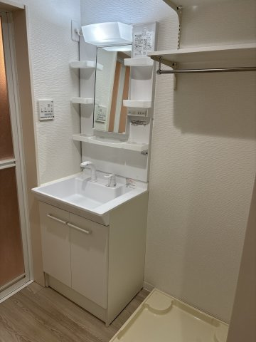 清瀬市松山２丁目のアパートの洗面所