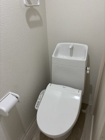 清瀬市松山２丁目のアパートのトイレ