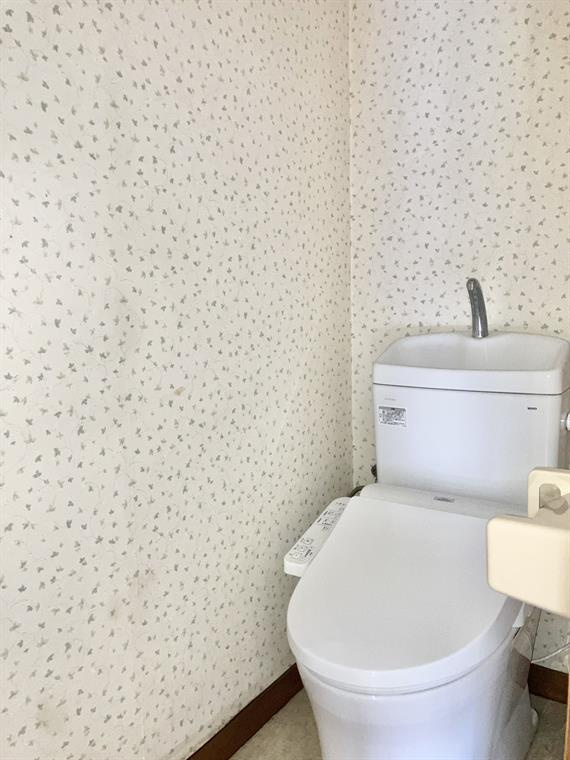 あたご戸建のトイレ