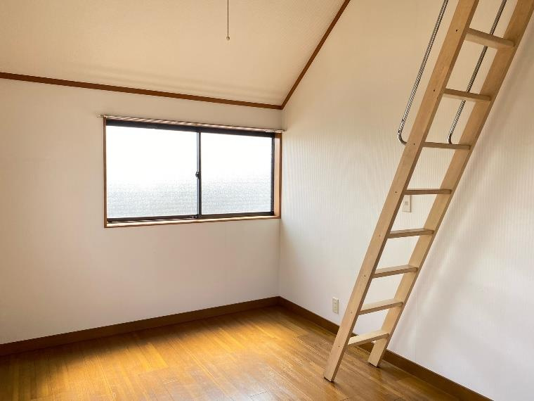 あたご戸建の内装