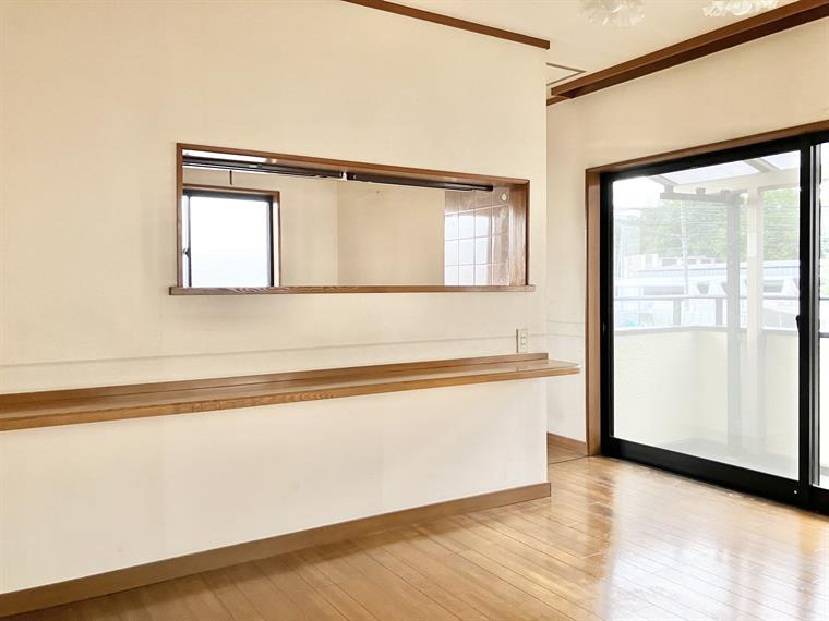 あたご戸建の居間・リビング