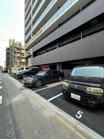 エステムコート名古屋　TWIN　EAST　名古屋市賃貸　仲介手数料無料の駐車場