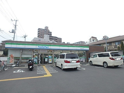 ファミリーマート 西川口三丁目店まで260ｍ