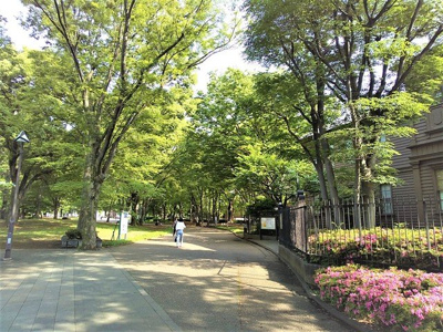 上野恩賜公園まで1000ｍ