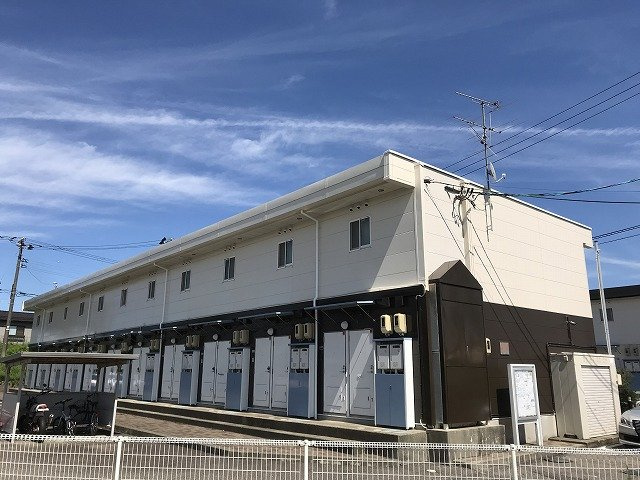 レオパレスブルースカイの外観