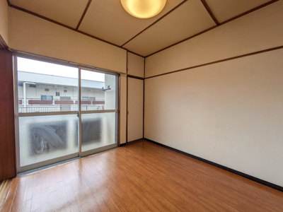 洋室です♪※照明器具が設備扱いか確認中です。