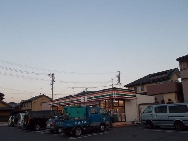 ハピネスプラージュの周辺|セブンイレブン西大谷店まで800m