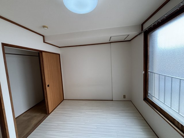 札幌市中央区南四条西１２丁目の賃貸マンションの居間・リビング