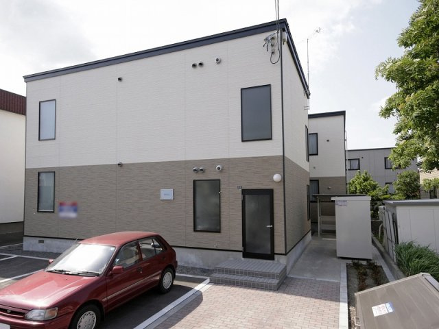 レオパレスあつべつの外観