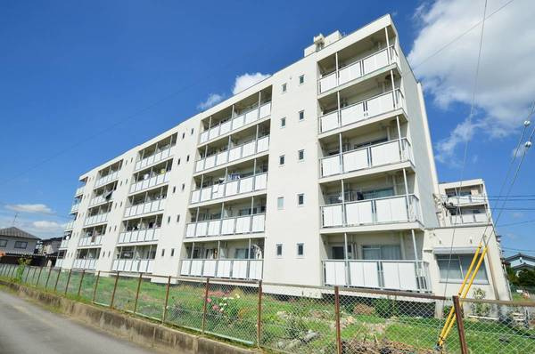 ビレッジハウス願海寺2号棟の外観|外観は落ち着いています