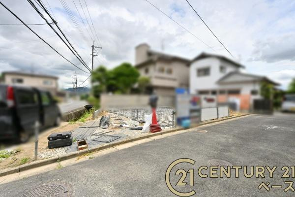 天理市平等坊町 ／新築一戸建