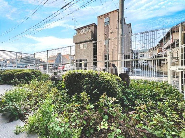 ダイアパレス北綾瀬3の庭|専用庭