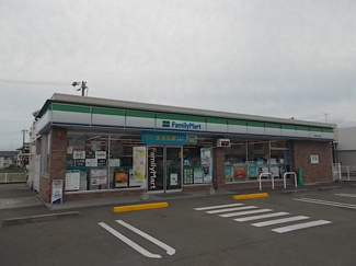 【周辺】 | ベルガーデンＢ | ファミリーマートたちばな店様まで260m