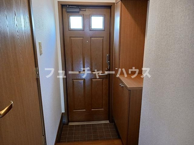 ハピネスヒル１の玄関