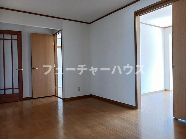 ハピネスヒル１の居間・リビング