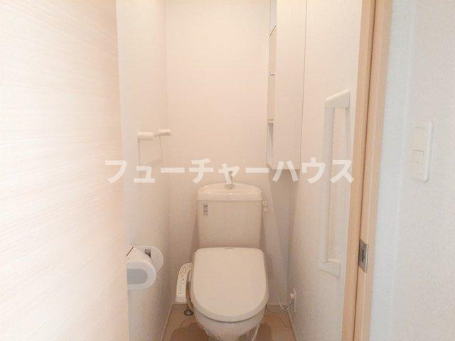 パティオスカイⅧのトイレ|落ち着いた色調のトイレです