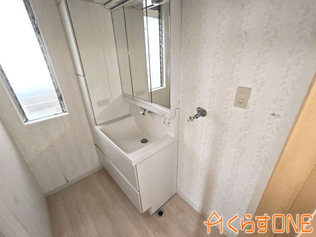 【洗面所】 | 静かなエリアの平屋中古住宅／姫路市緑台1丁目