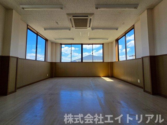 本巣郡北方町芝原中町3丁目　貸店舗の内装|2階