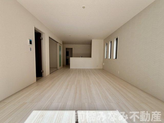 【新築】前橋市富士見町時沢第3　７号棟(全１１棟)　クリエートの家　新築建売分譲の居間・リビング|ゆったり過ごせる居間です
