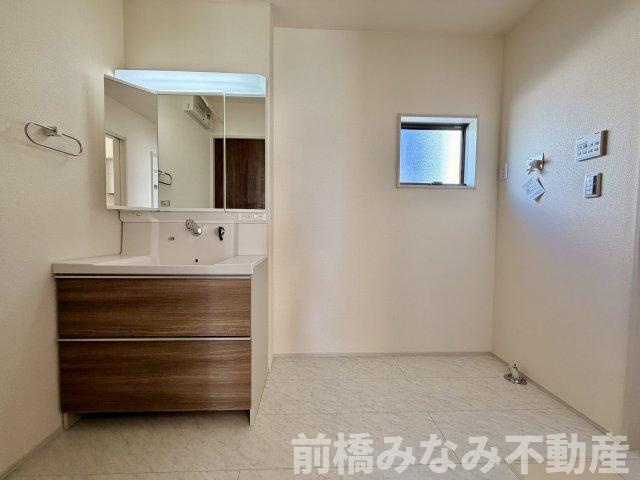 【新築】前橋市富士見町時沢第3　７号棟(全１１棟)　クリエートの家　新築建売分譲の独立洗面台|独立洗面台です